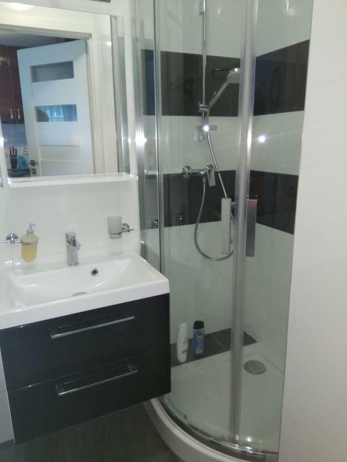 Апартаменти Cherry Apartament W Scislym Centrum Варшава Екстер'єр фото