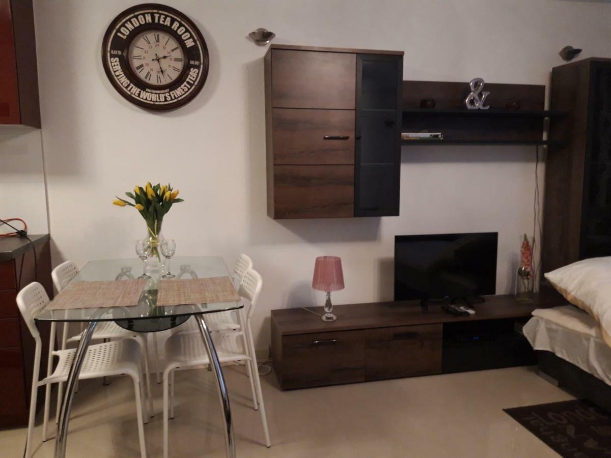 Апартаменти Cherry Apartament W Scislym Centrum Варшава Екстер'єр фото